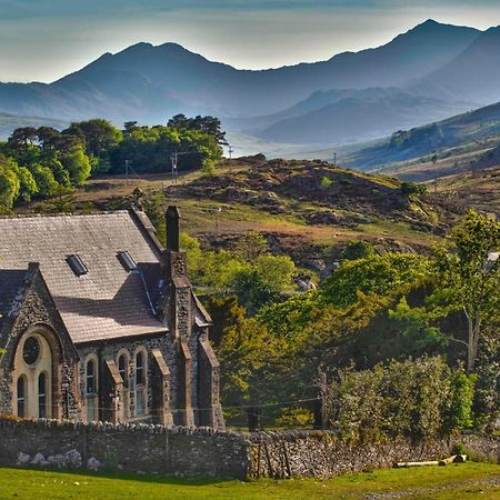 Mountain Church Capel Curig Kültér fotó